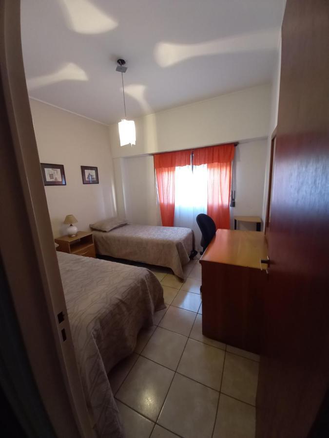Appartement Temporario La Plata Centro Balcon Al Frente Extérieur photo